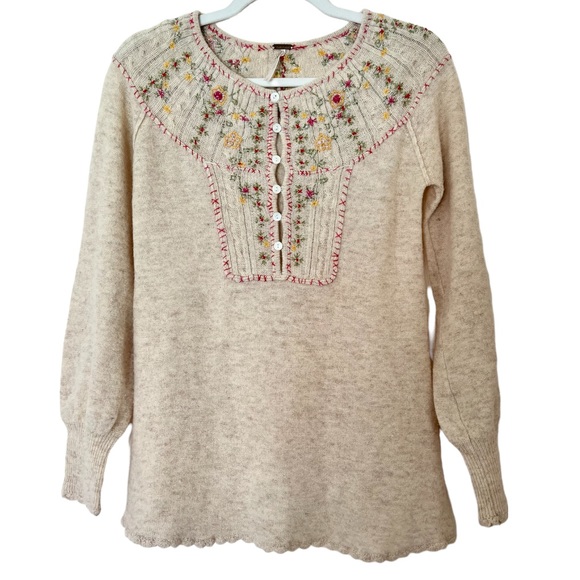 Free people wool blend embroidered floral sweater Small - Picture 13 of 13